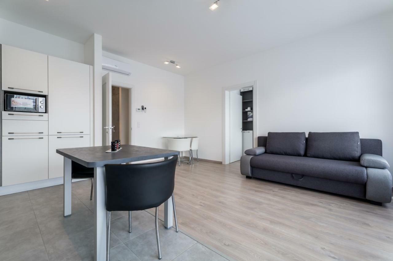 Bpr Chic White Home With Terrace & A/C & Garage Budapest Exterior photo